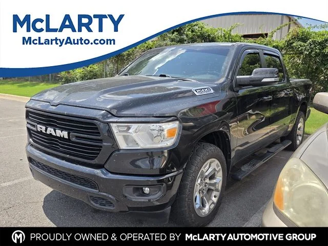 2019 RAM 1500 Big Horn/Lone Star 4x4 Crew Cab 5'7's photo