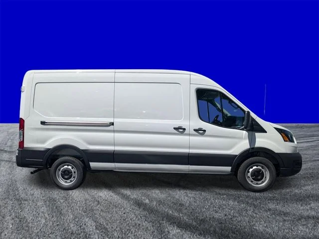 New 2026 Oxford White Ford Cargo Van image 3