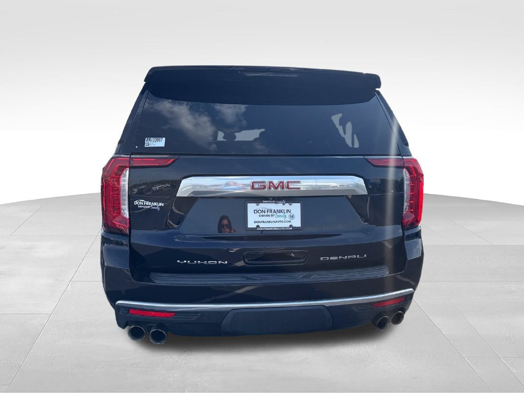 Used 2024 Blue GMC Denali image 5