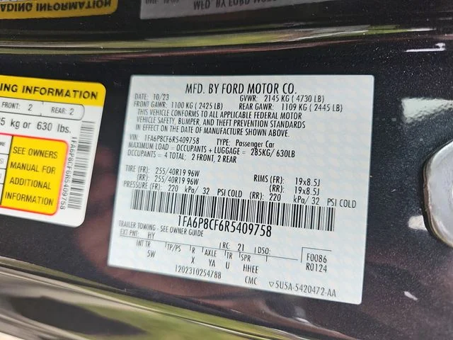 Used 2024 Gray Ford GT Premium image 33