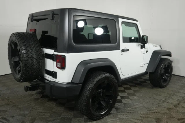 Used 2015 Bright White Clearcoat Jeep Sport image 3
