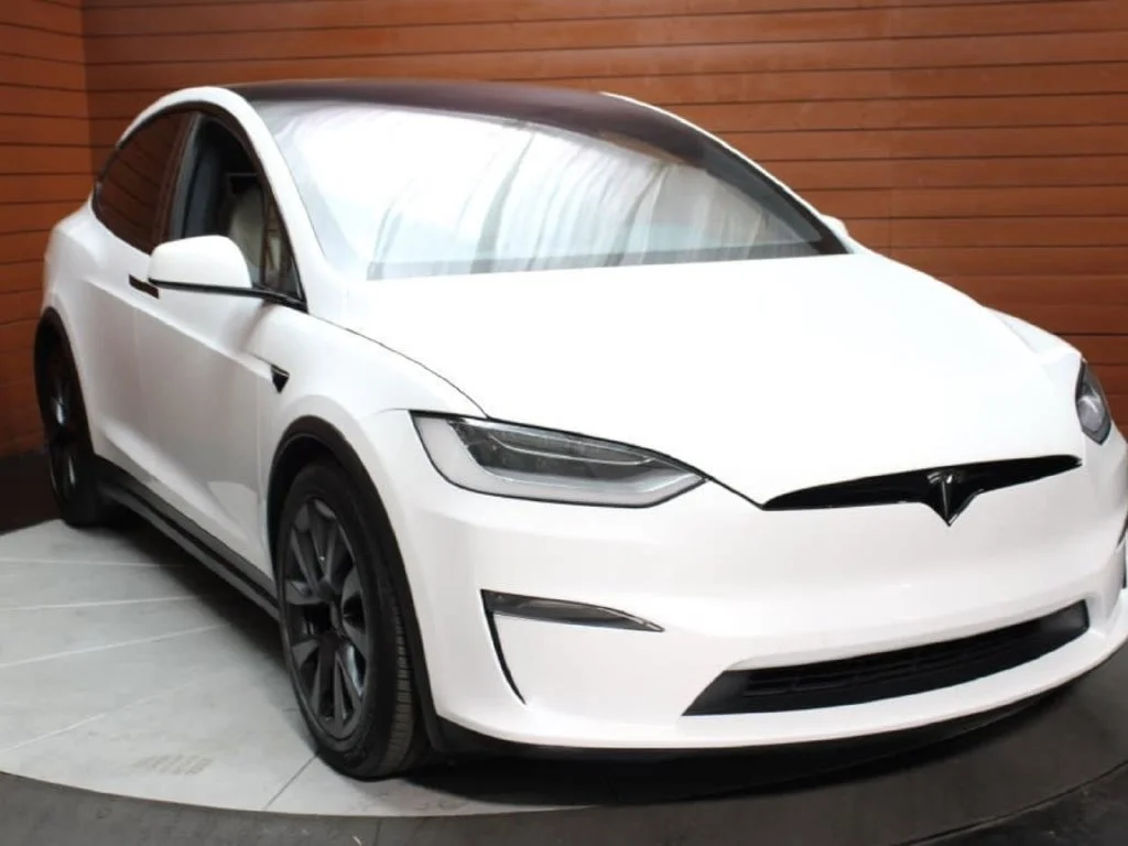 Used 2023 Pearl White Multi-Coat Tesla 7 Seater AWD image 33