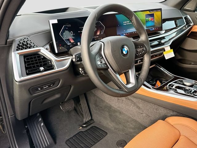 New 2026 Black BMW sDrive40i image 5