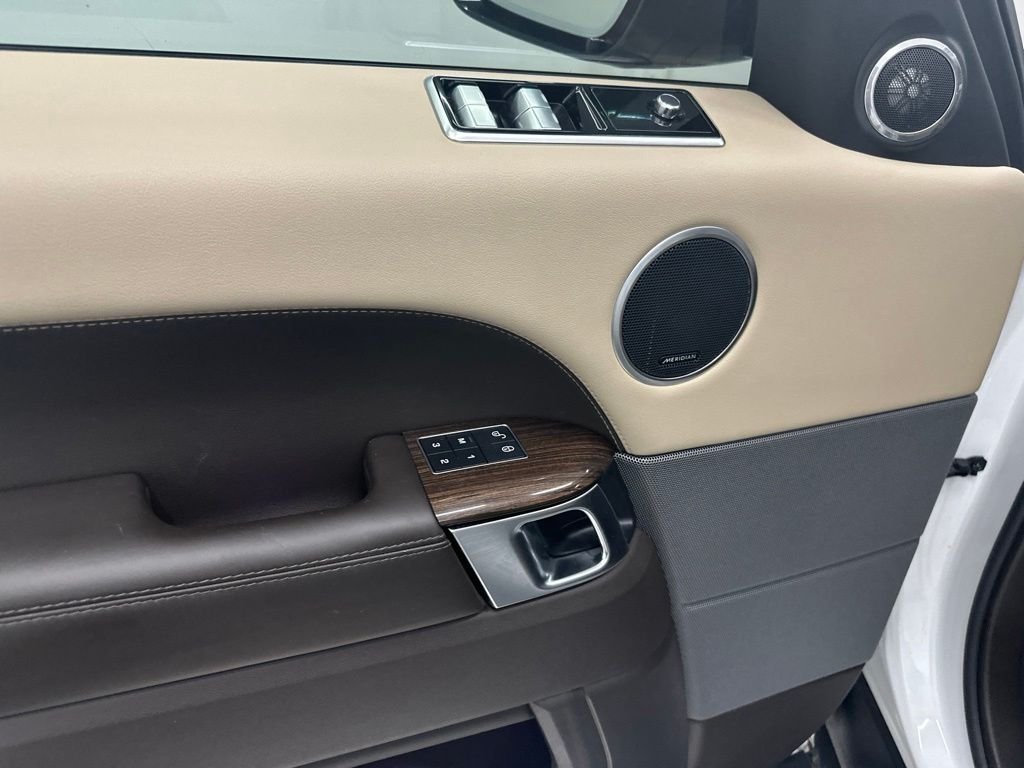 Used 2018 White Land Rover Supercharged image 14