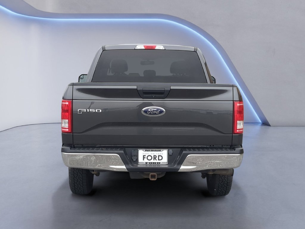 Used 2016 Gray Ford XLT image 6