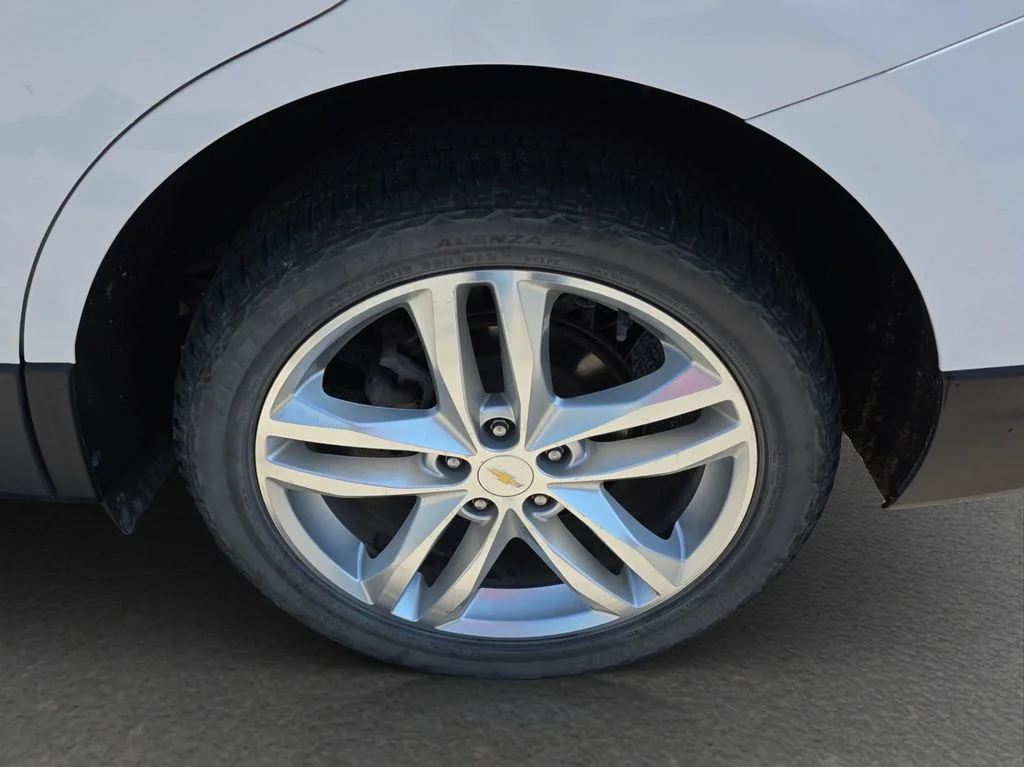 Used 2018 White Chevrolet Premier image 5