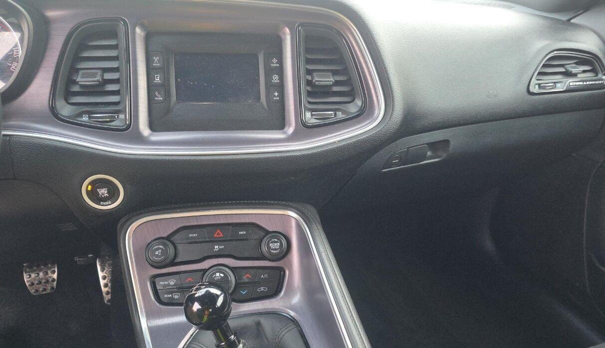 Used 2015 Pitch Black Clearcoat Dodge R/T image 7