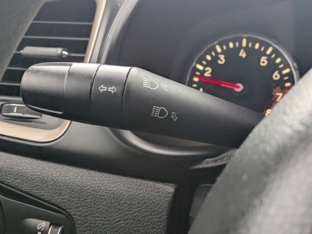 Used 2015 Silver Jeep Sport image 26