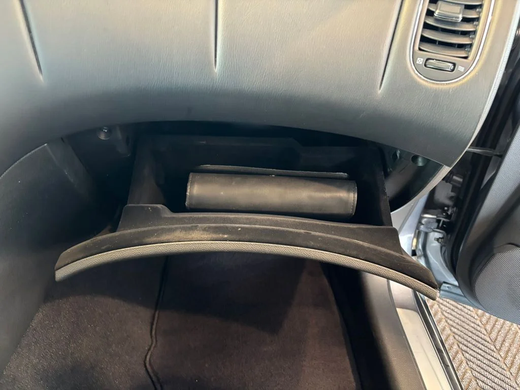 Used 2016 Gray INFINITI Base image 32