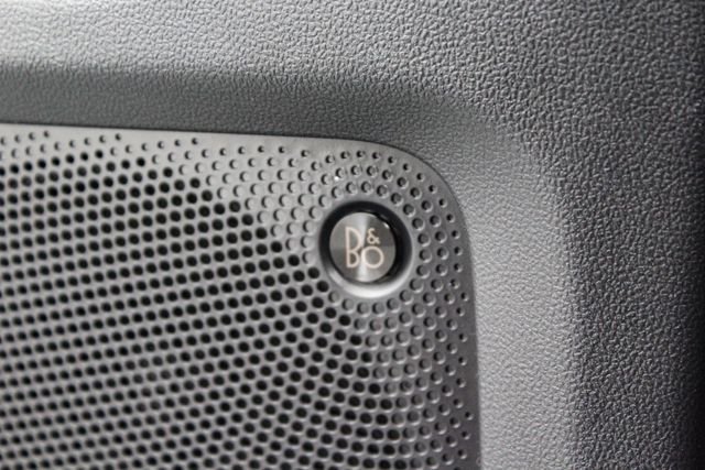 New 2026 Carbonized Gray Metallic Ford Outer Banks® image 17