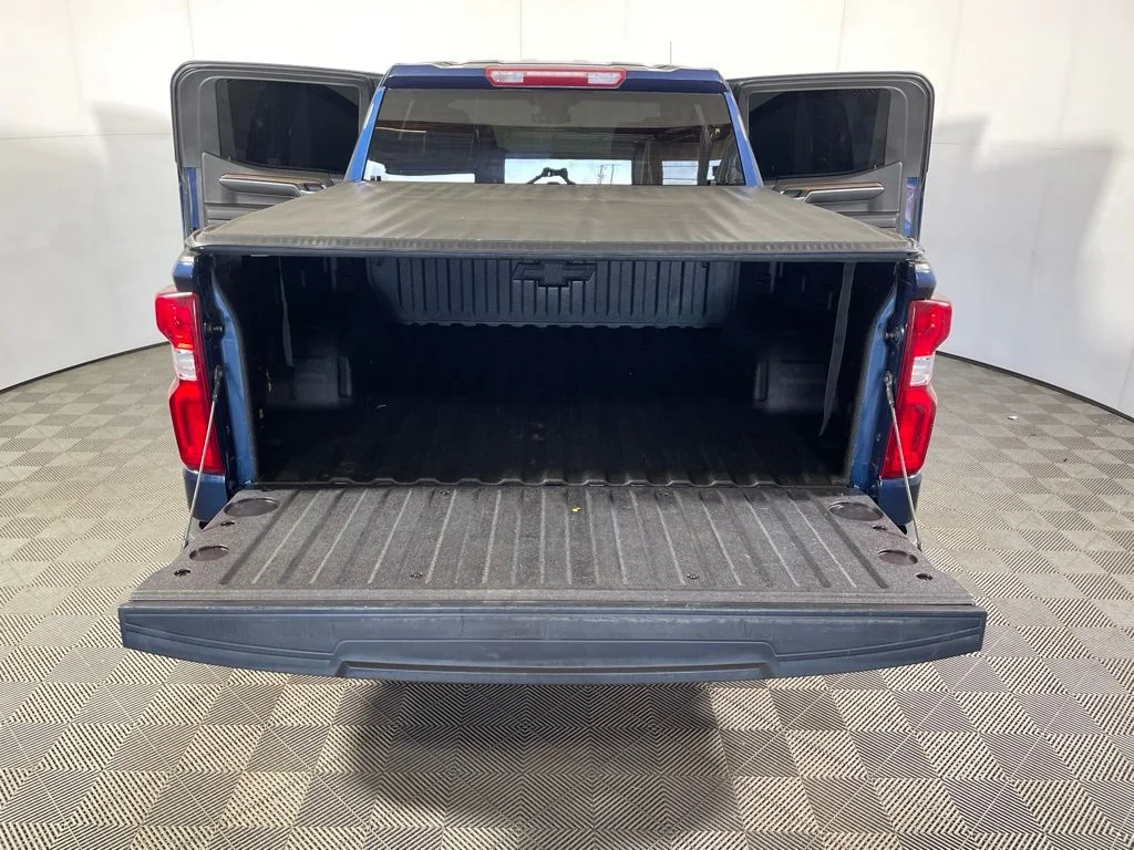 Used 2023 Blue Metallic Chevrolet RST image 22