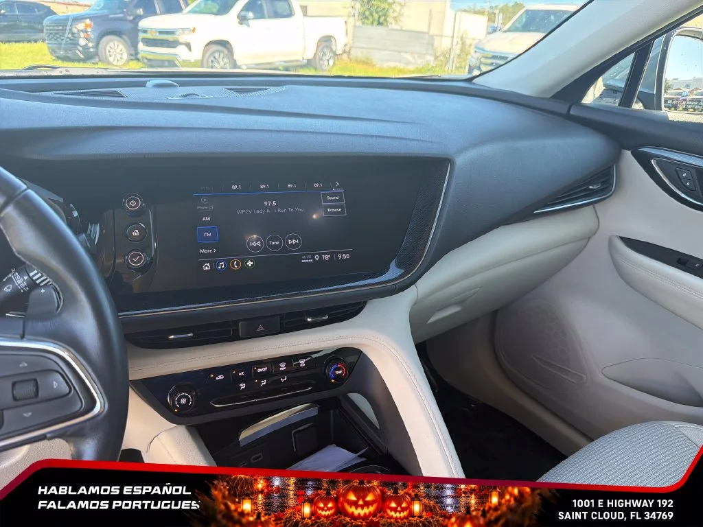 Used 2023 MOONSTONE GRAY METALLIC Buick Preferred image 17