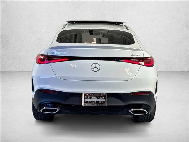 New 2026 Polar White Mercedes-Benz GLC 300 image 36