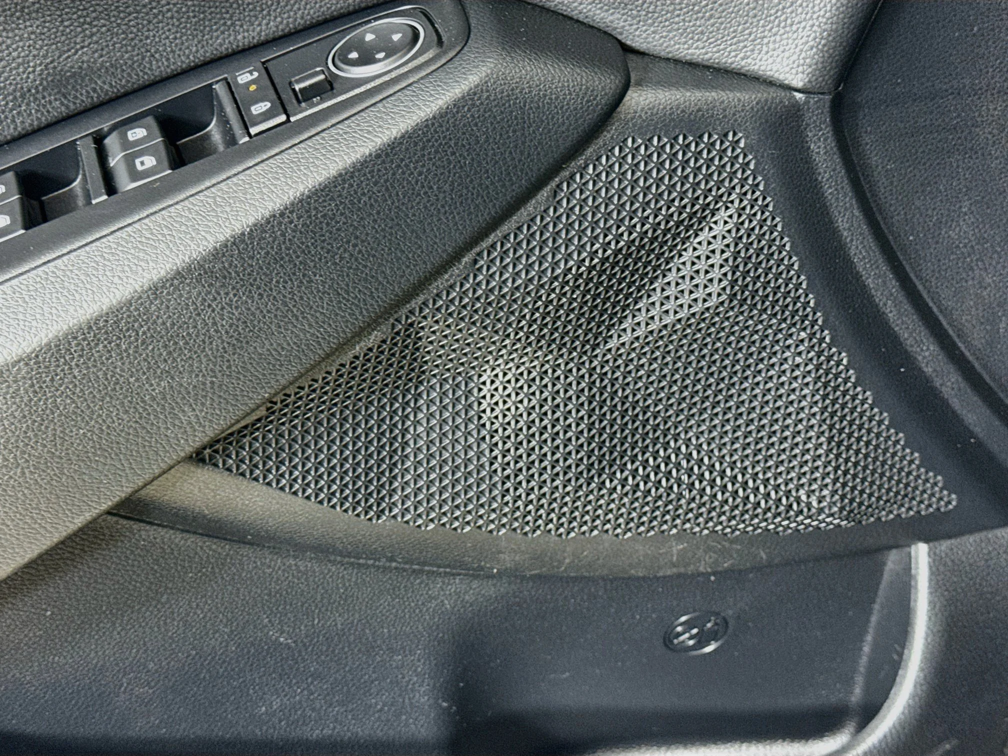Used 2026  Kia EX image 21