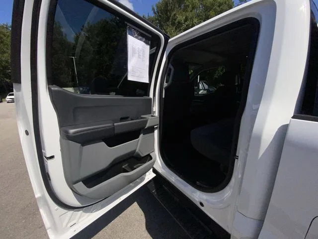 Used 2025 White Ford XLT image 22