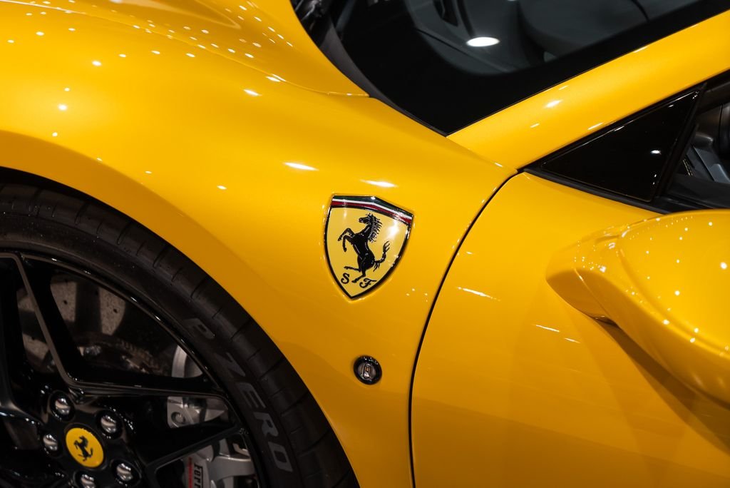 Certified Used 2023 Giallo Triplo Strato Ferrari Base image 31