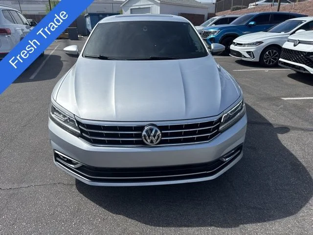 Used 2018 Silver Volkswagen 2.0T SE image 4