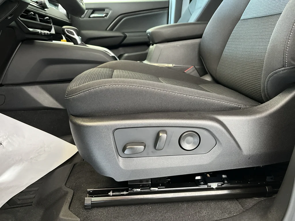 2026 Chevrolet Colorado LT - Photo 12
