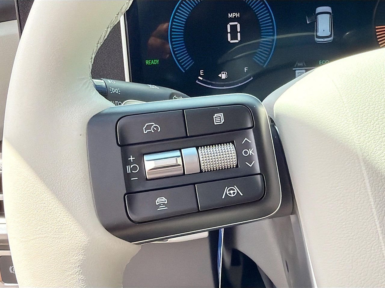 New 2026 Ecotronic Gray Hyundai SE image 34