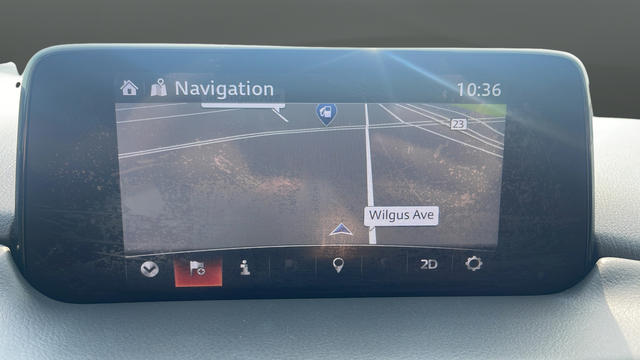 Used 2018 White Mazda Touring image 15