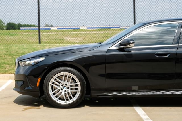 Used 2025 Black BMW 530i image 13