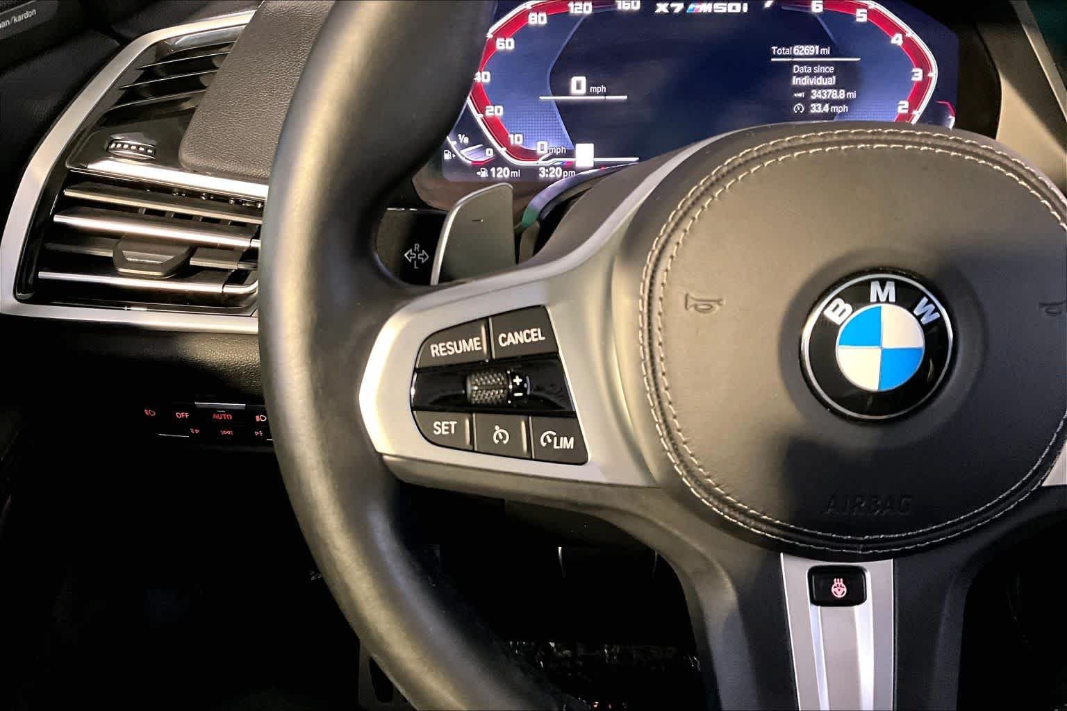 Used 2022 Dravit Grey Metallic BMW M50i image 32