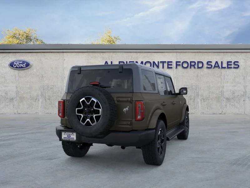 2025 Ford Bronco 4-Door Outer Banks - Photo 8