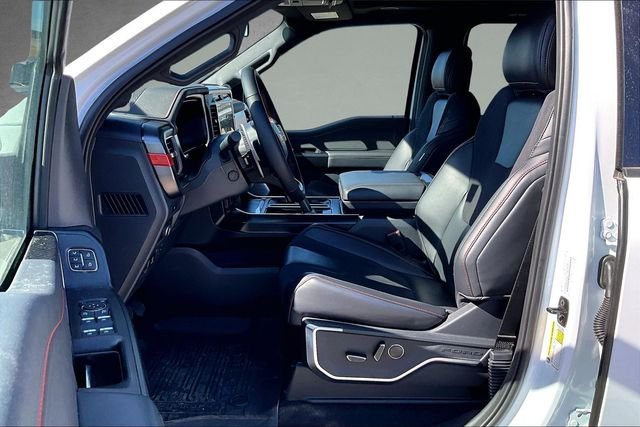 2025 Ford F-150 Raptor - Photo 8