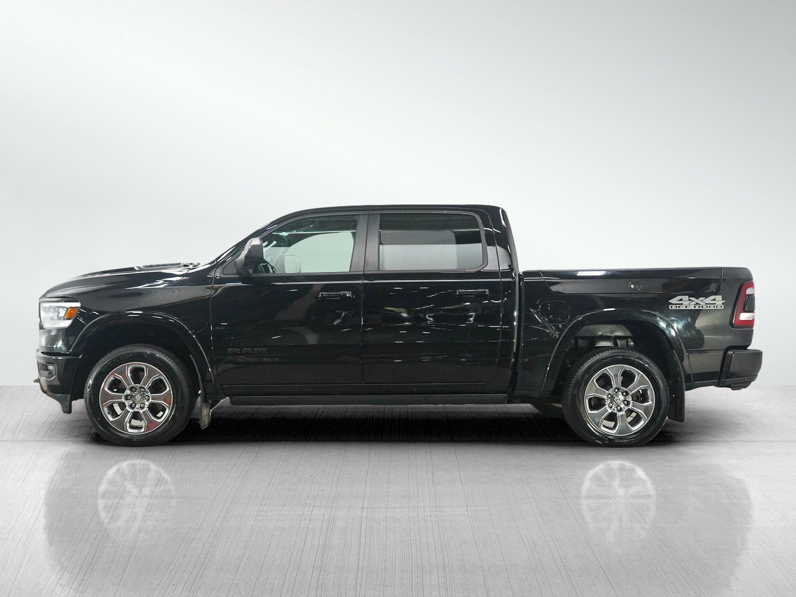 Used 2021 RAM Ram 1500 Laramie with VIN 1C6SRFJT9MN595683 for sale in Burnsville, Minnesota