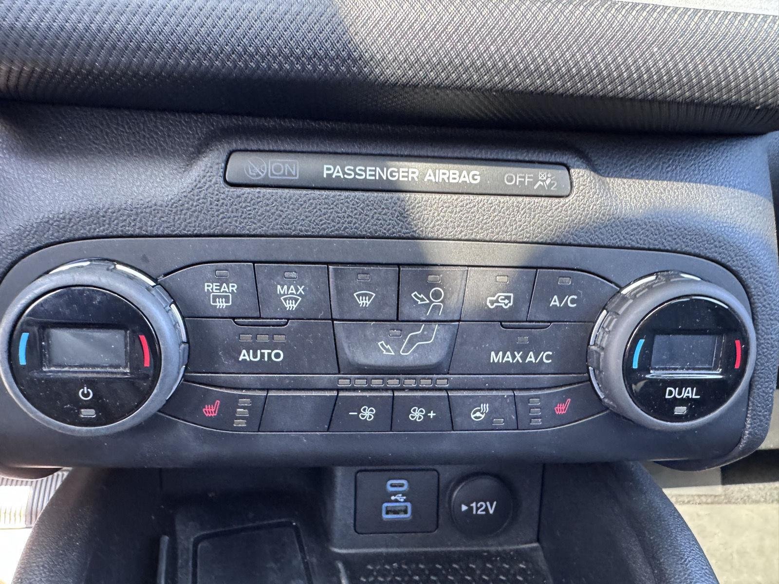 Used 2021 Shadow Black Ford Outer Banks image 17