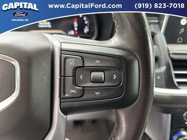 Used 2022 White GMC SLT image 23