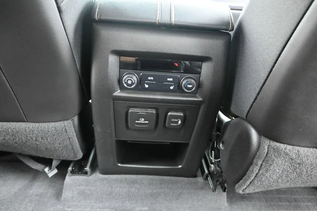 Used 2021 Black Metallic Chevrolet Premier image 19