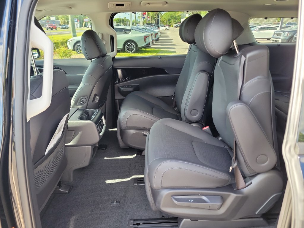New 2026 Aurora Black Pearl Kia SX Prestige image 16