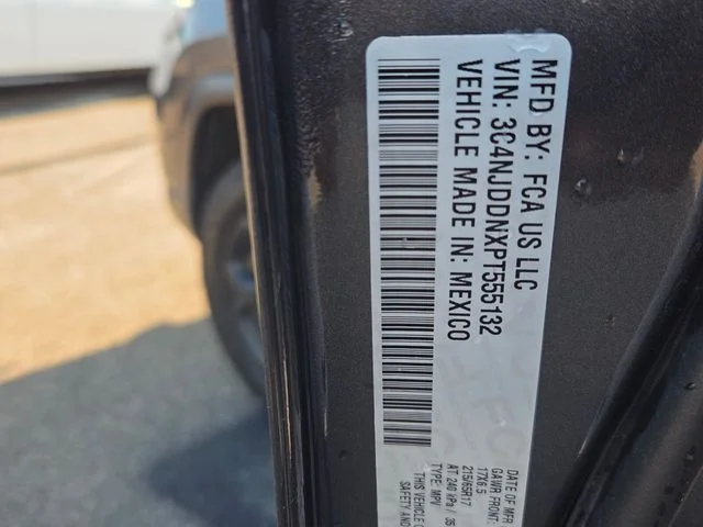 Used 2023 Gray Jeep Trailhawk image 6