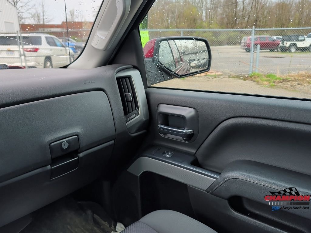 Used 2018 Red Chevrolet LT image 16
