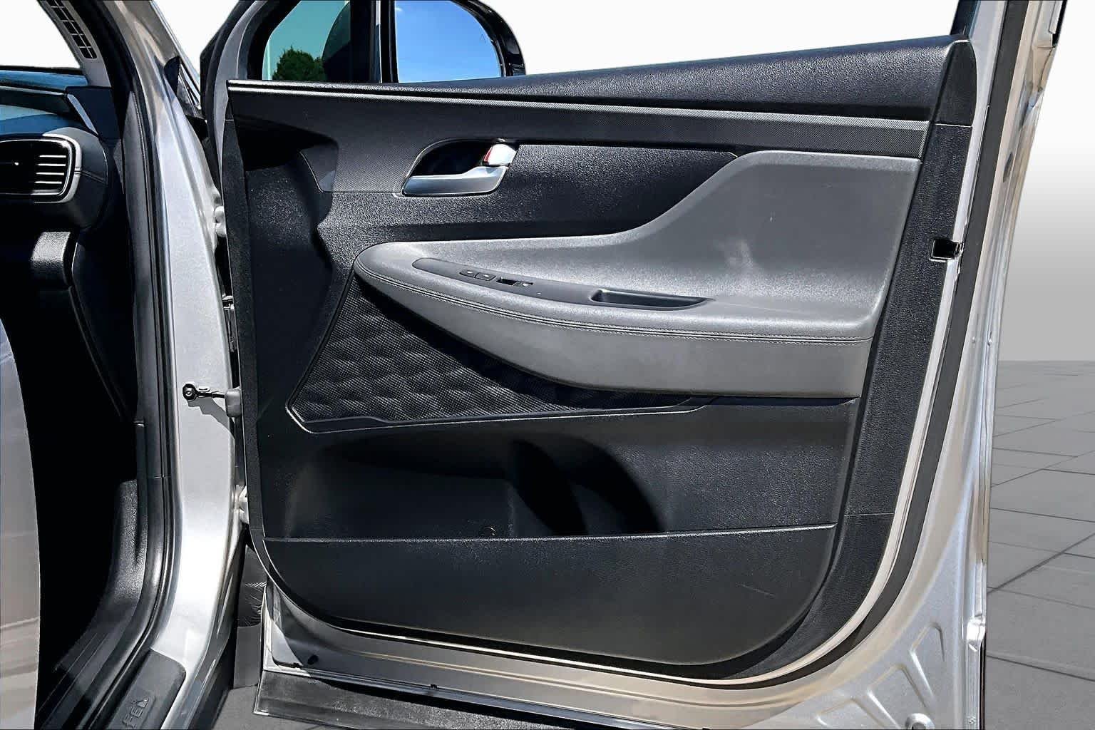 Used 2023 Shimmering Silver Hyundai SEL image 23
