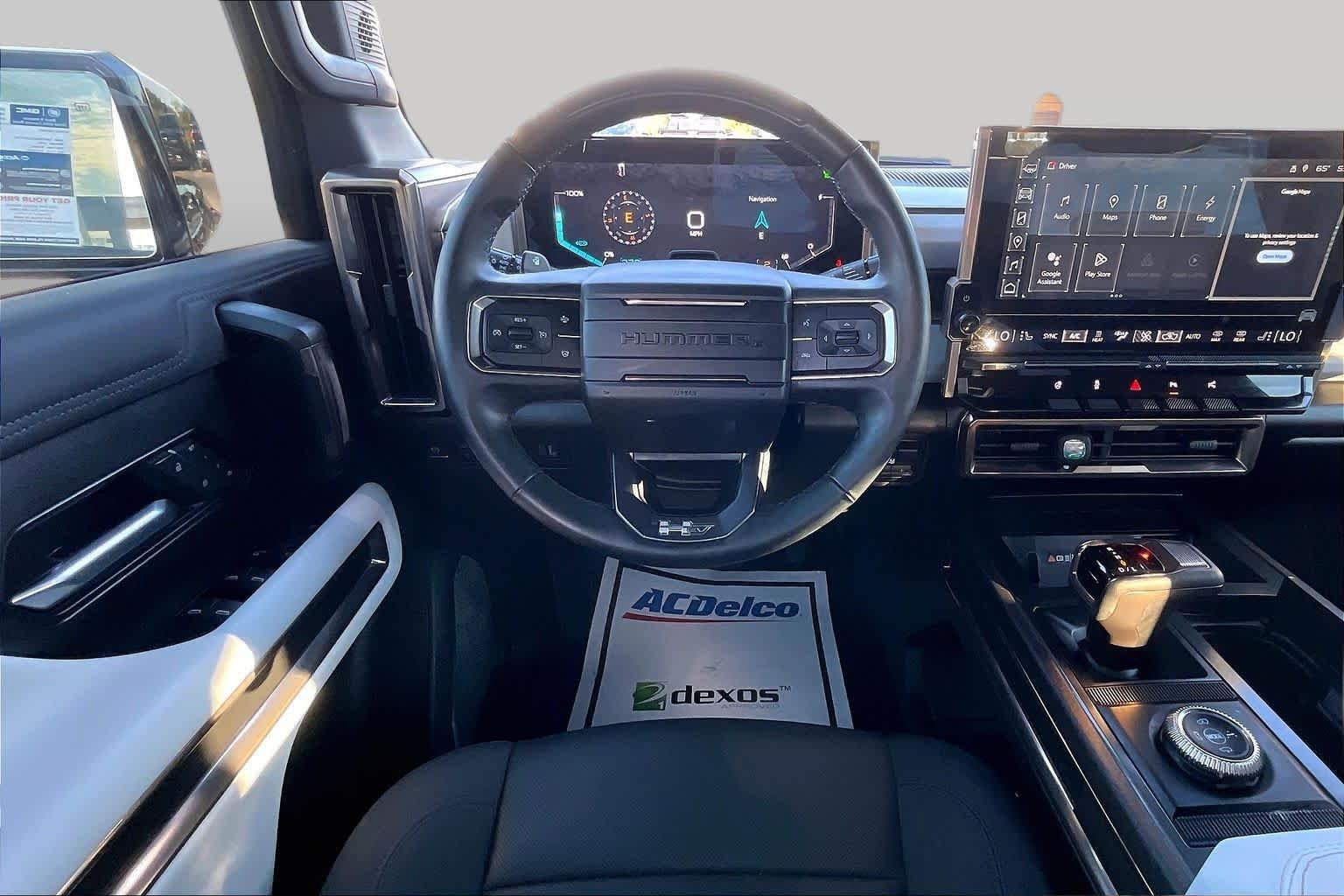 Used 2025 Void Black GMC 2X image 5