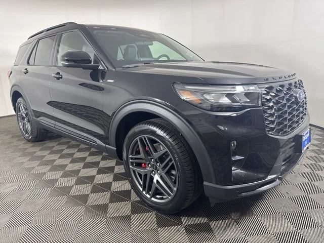 2026 Ford Explorer ST-LINE 4WD's photo