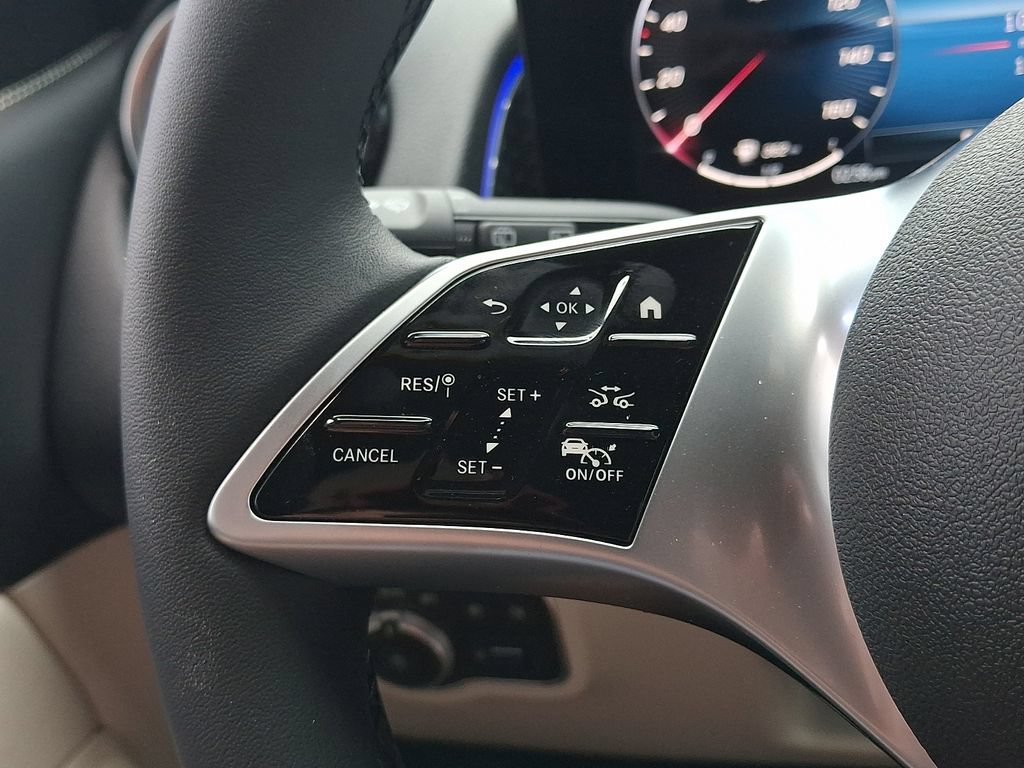 New 2026 Starling Blue Metallic Mercedes-Benz GLB 250 image 47