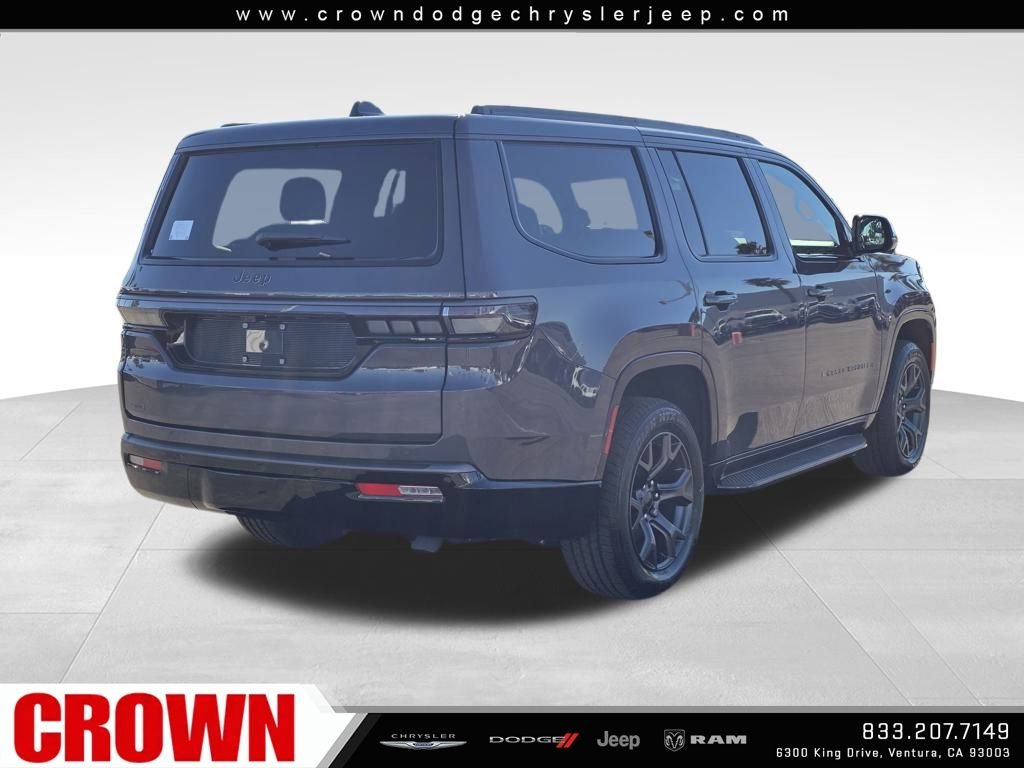 New 2026 Baltic-Gray Metallic Clear-Coat Exterior Paint Jeep Limited Altitude image 5