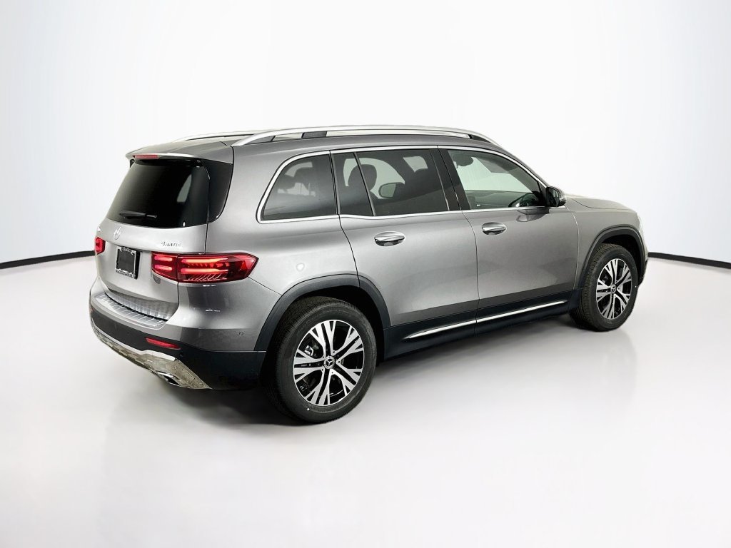 New 2026 Mountain Grey Metallic Mercedes-Benz GLB 250 image 6