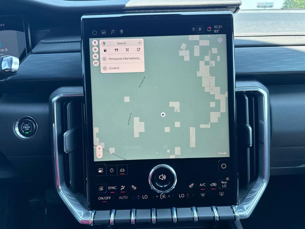 Used 2025 White GMC Elevation image 34