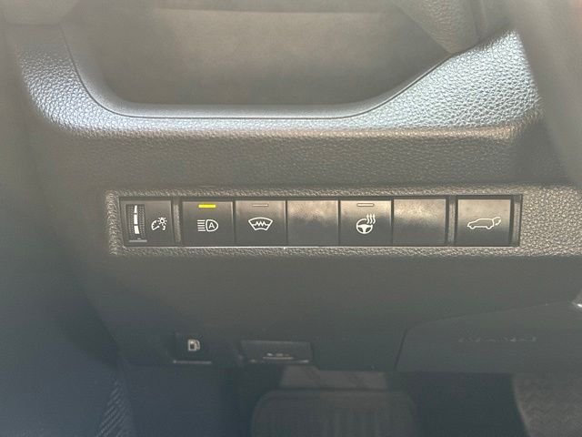 Used 2023 Ice Toyota SE image 34