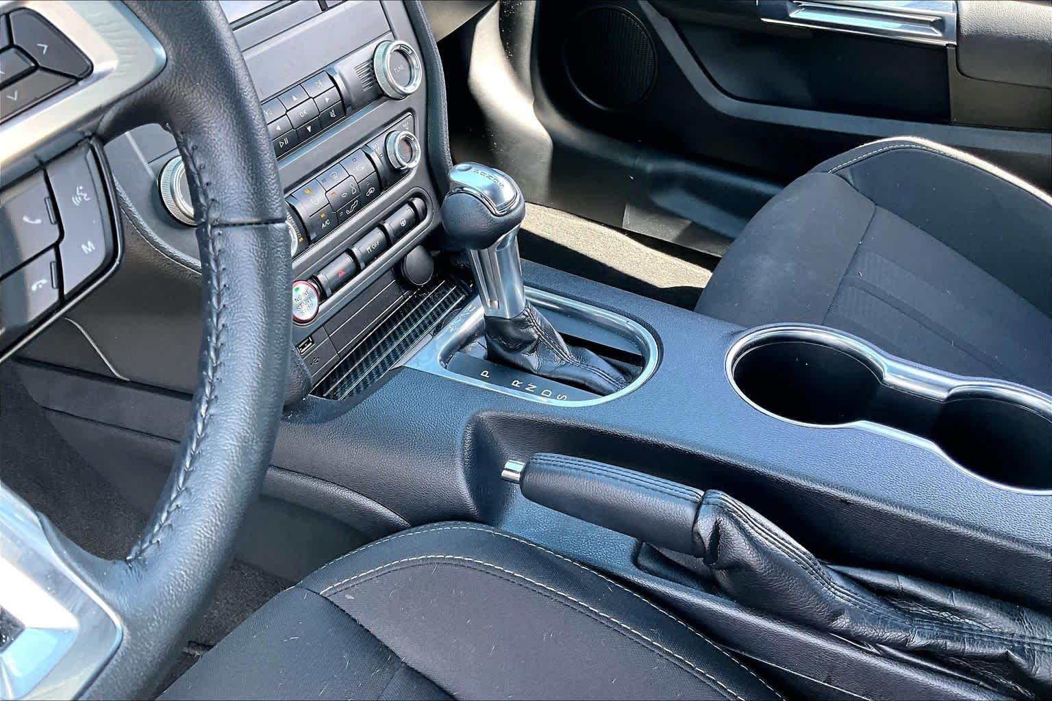 Used 2020 Oxford White Ford EcoBoost image 13