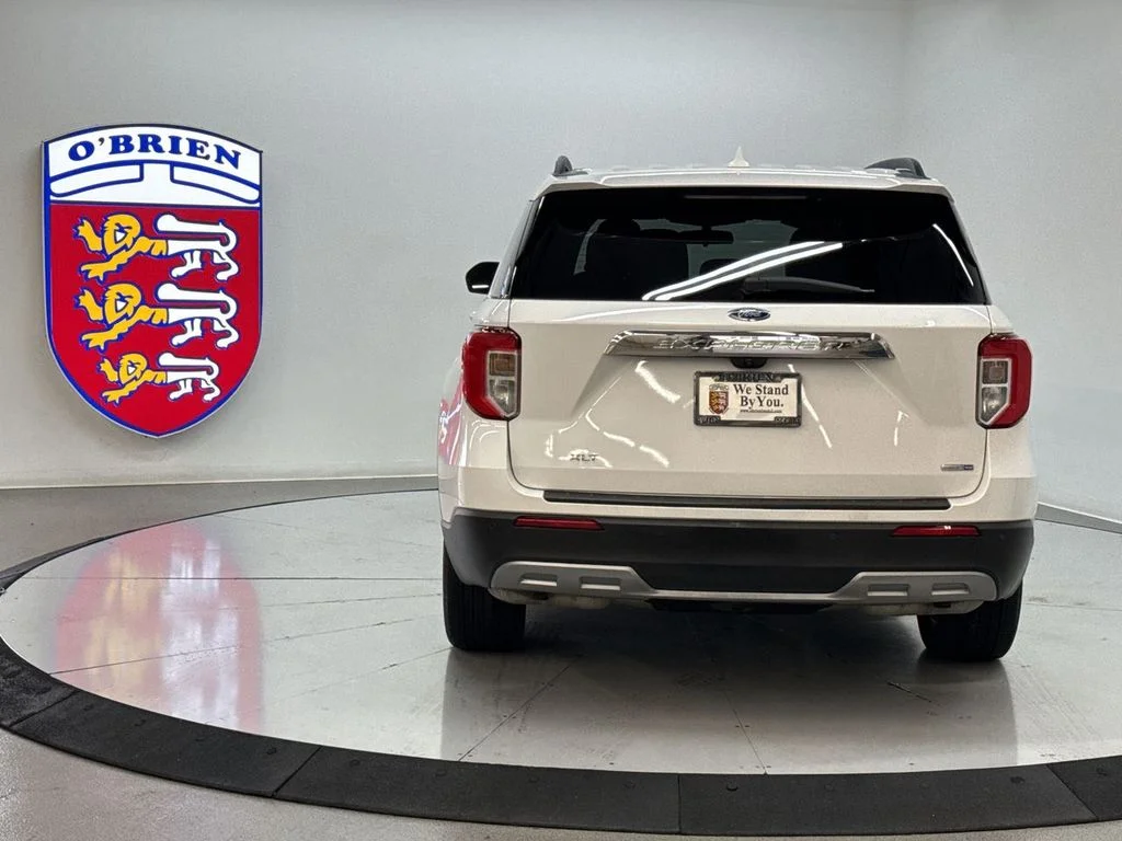 Used 2020 White Metallic Ford XLT image 11