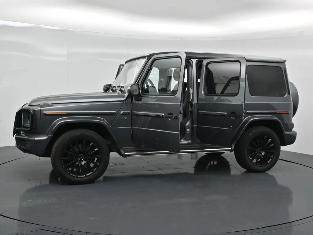 Used 2021 Gray Mercedes-Benz G 550 image 21