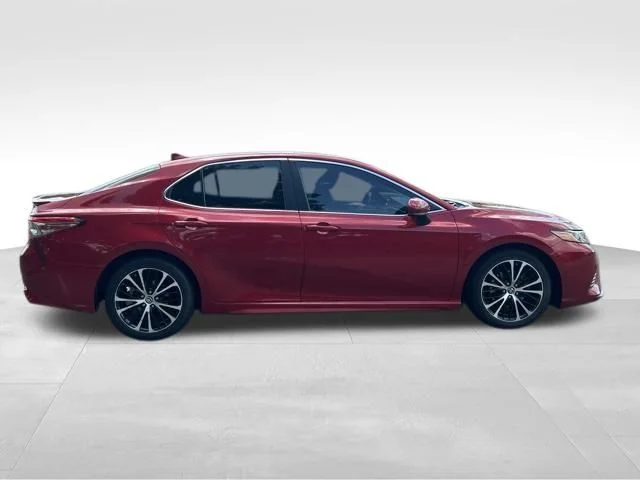 Used 2019 Red Toyota SE image 6
