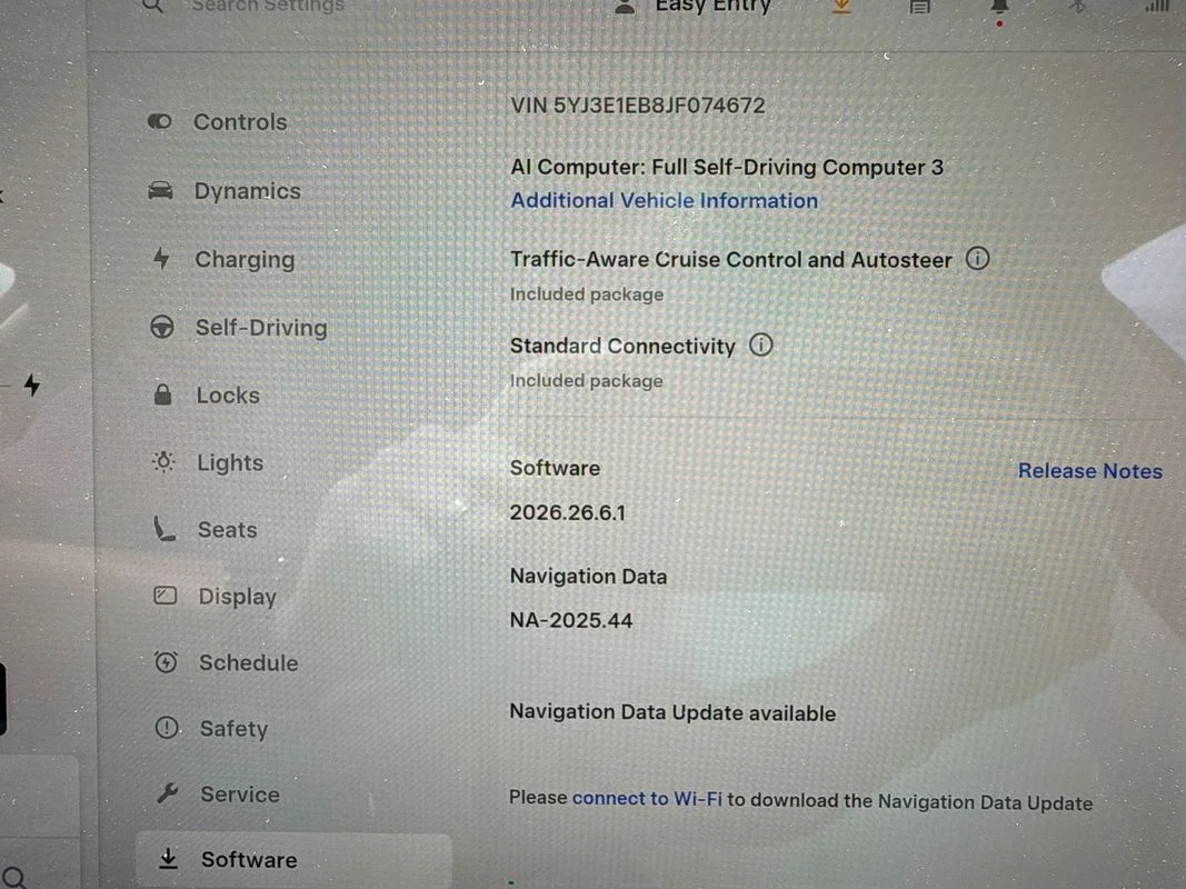 Used 2018 White Tesla  image 22