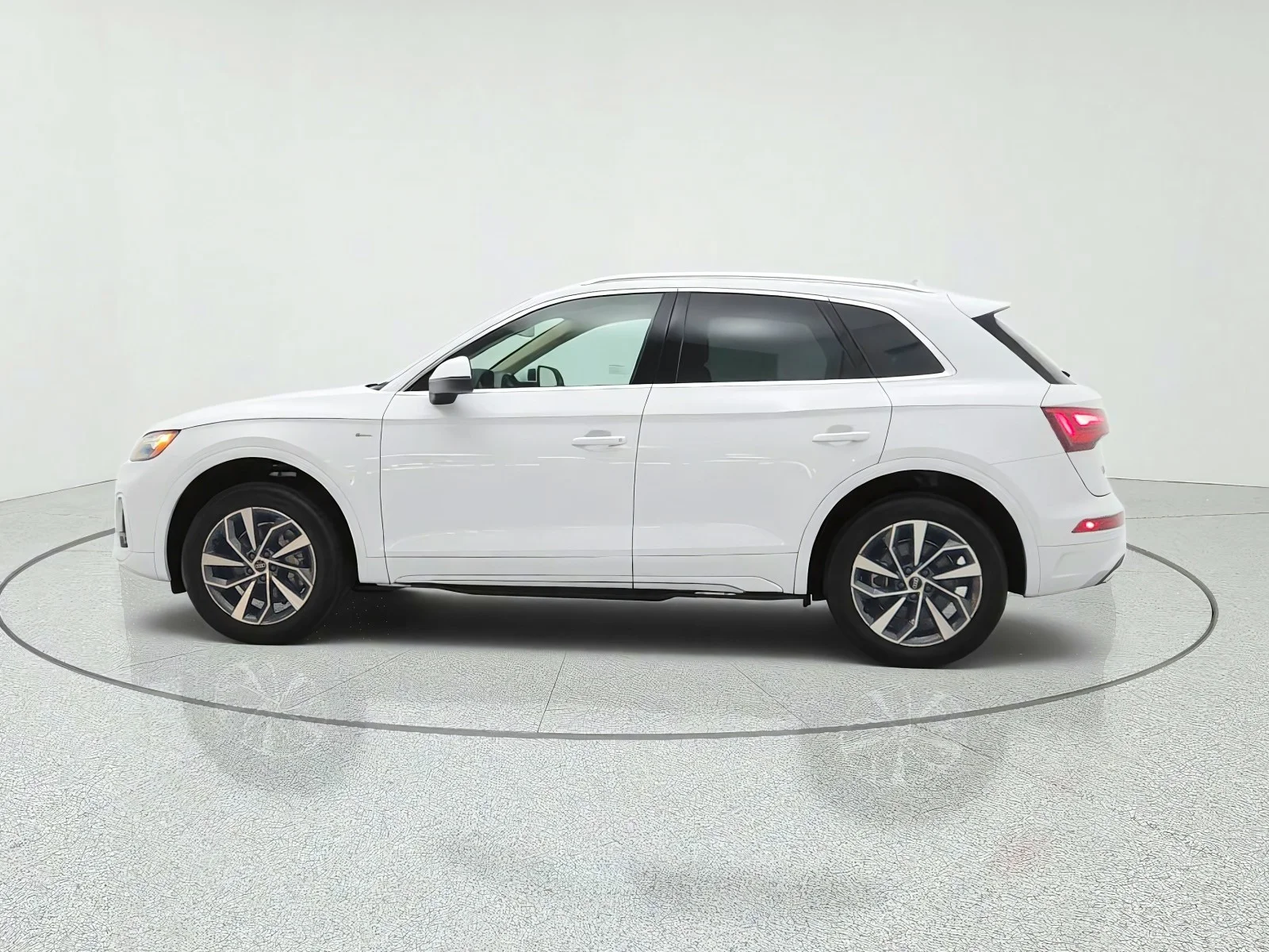 Used 2023 Glacier White Metallic Audi S line Premium image 8