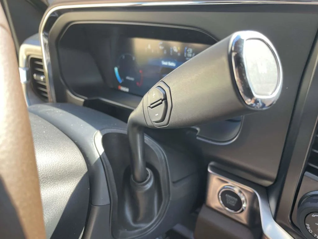 New 2026 Star White Metallic Tri-Coat Ford F-350® King Ranch® image 17